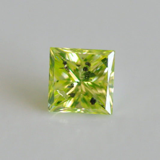 Fancy Intense Yellow  Green 0.53 ct.