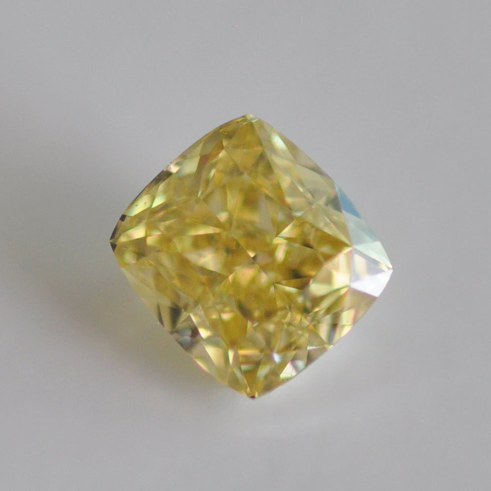 Fancy Intense Yellow 0.53 ct.