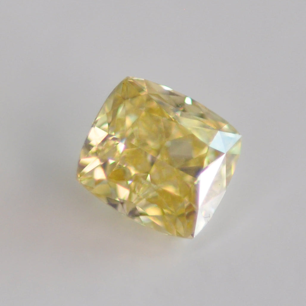 Fancy Intense Yellow 0.53 ct.