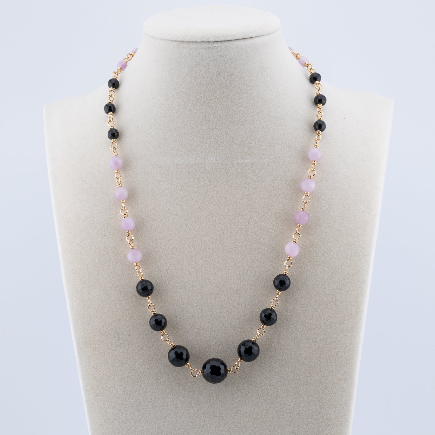 The Noir & Lilac Echo Necklace – Black Onyx & Kunzite